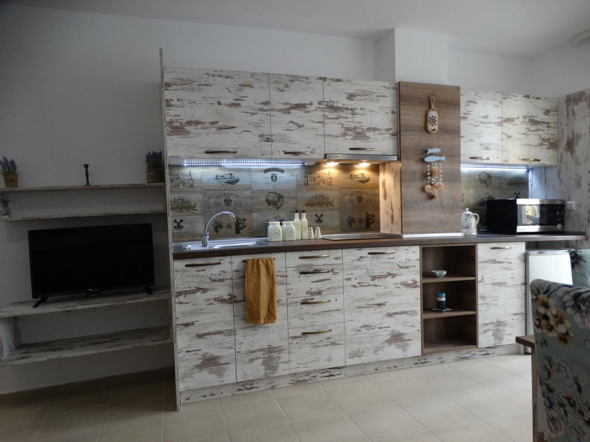 Lora Boutique Leilighet Pomorie Eksteriør bilde